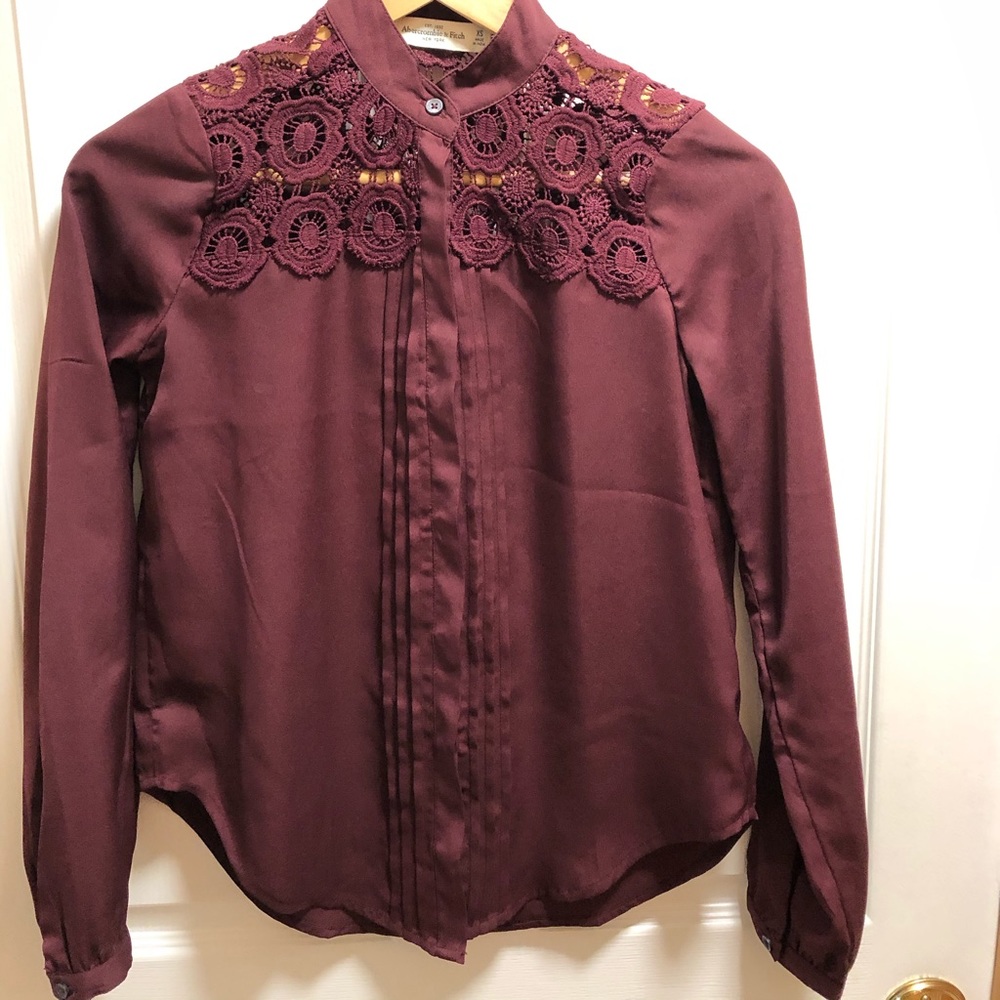 Abercrombie & Fitch Long Sleeves Blouse